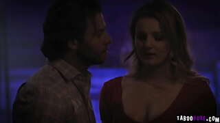 ���្មេងសិចស៊ីឡៃស្សា Eves អនុញ្ញាតឱ្យចាស់ទុំ stud រសម្រុករបស់នាងផ្អែម muffin ជាមួយនឹងរបស់គាត់របស់ក្រុមផ្អៀង