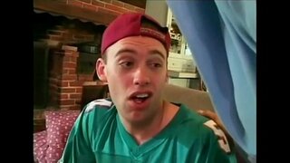 ���ມ່ແລະລູກຊາຍ