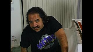 Metro - Ron Jeremy Venis-Beach - səhnə 4